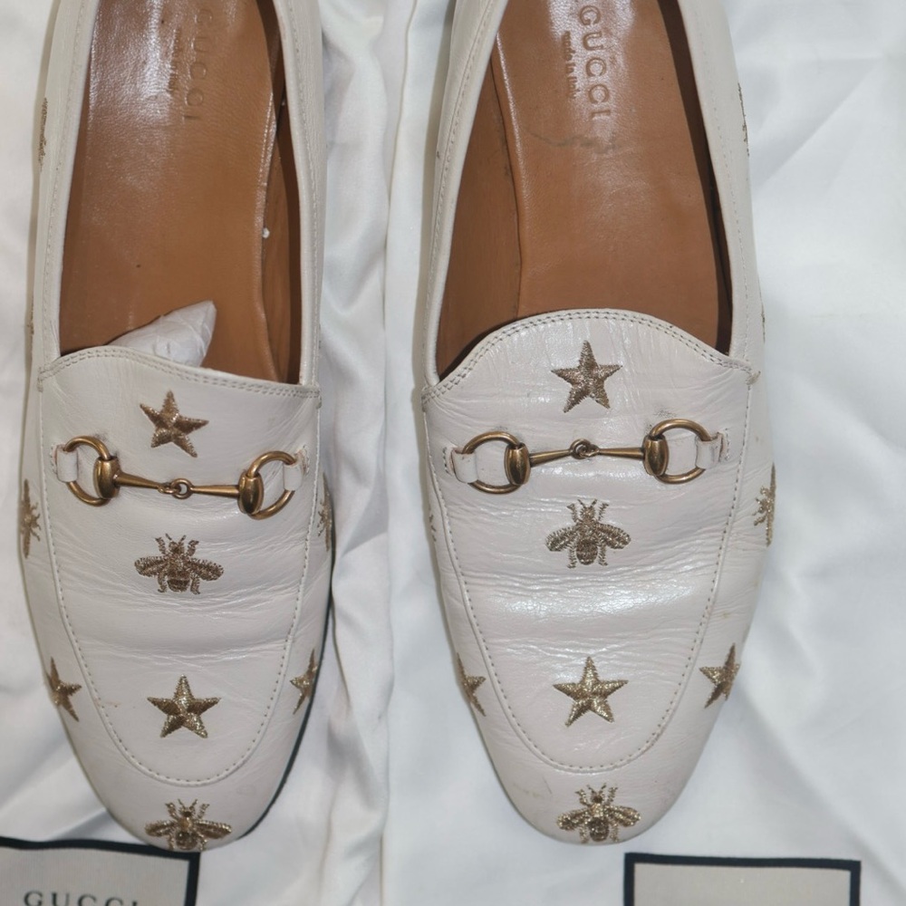 Gucci Cream Leather Loafers with Gold Accents